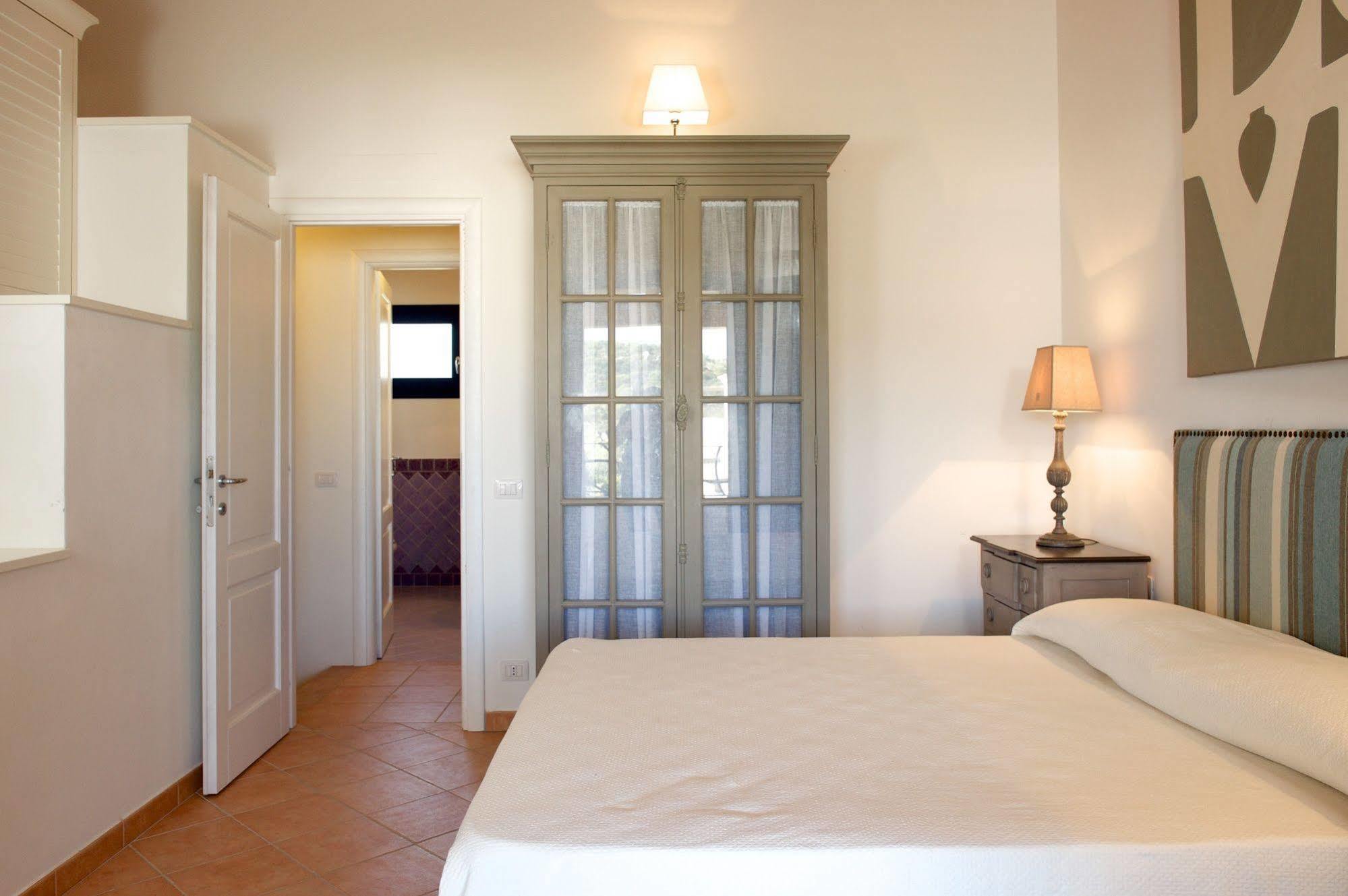 Li Casi Bianchi Apartment San Teodoro  Exterior photo